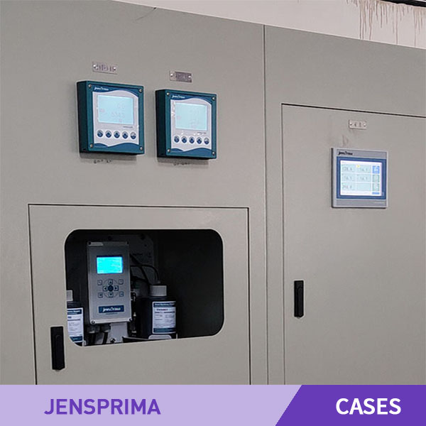 InnoCon 6800H dual-channel online hardness analyser in a vapour sampling rack