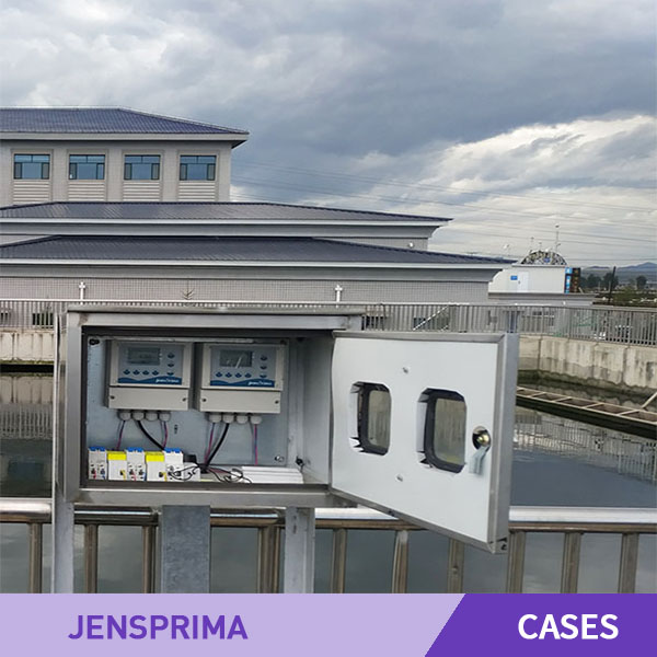 InnoCon 6800D online dissolved oxygen analyser in wastewater treatment plants